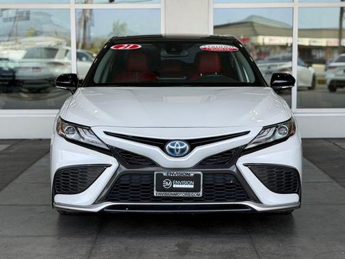 Midnight Black Metallic 2021 Toyota Camry XSE