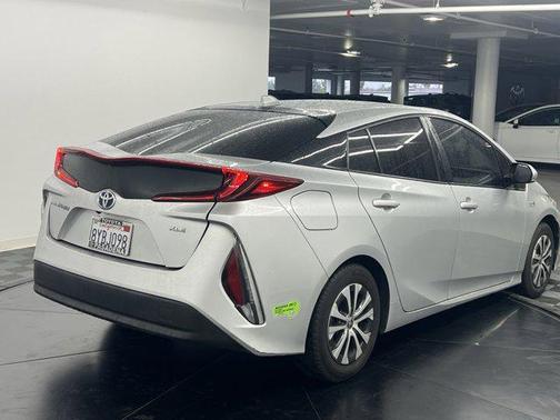 2022 Toyota Prius Prime XLE