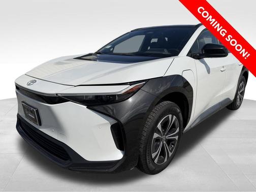 Wind Chill Pearl 2023 Toyota bZ4X XLE