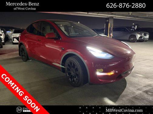 2022 Tesla Model Y Long Range Dual Motor All-Wheel Drive