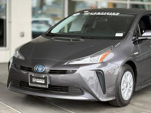 2020 Toyota Prius LE