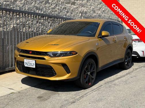 Acapulco Gold 2023 Dodge Hornet GT AWD