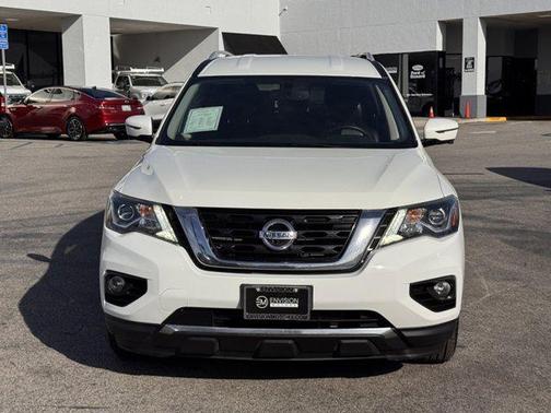 2020 Nissan Pathfinder SL 4WD