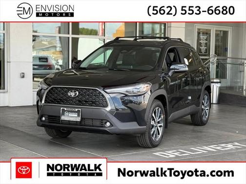 2025 Toyota Corolla Cross XLE