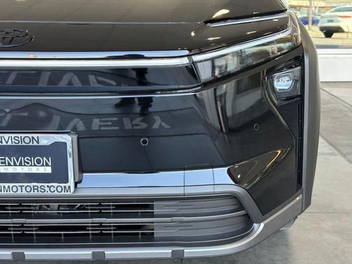 Raven 2026 Toyota bZ Woodland Premium