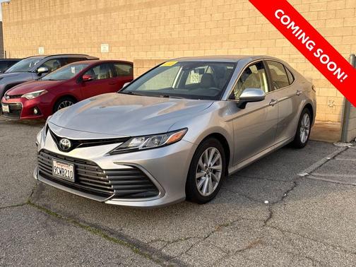 2022 Toyota Camry LE