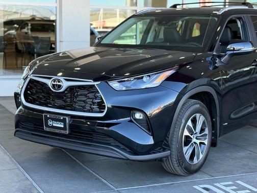 2026 Toyota Highlander Hybrid XLE