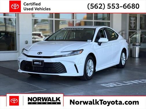2025 Toyota Camry LE