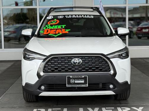 2024 Toyota Corolla Cross XLE