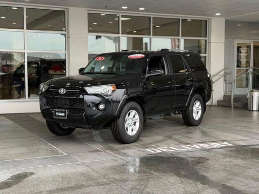 2024 Toyota 4Runner SR5