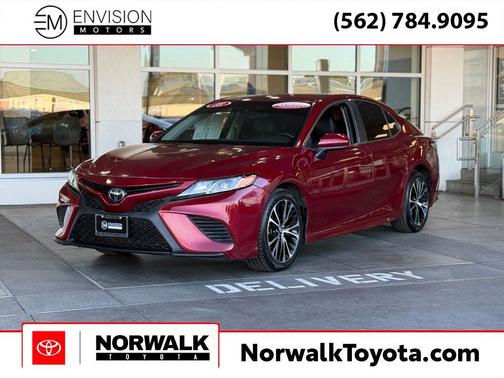 2018 Toyota Camry SE
