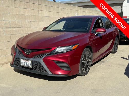 2018 Toyota Camry SE