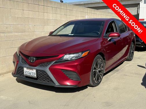 2018 Toyota Camry SE