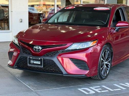 2018 Toyota Camry SE