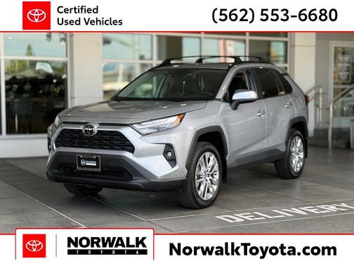2023 Toyota RAV4 XLE Premium