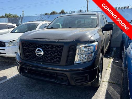2017 Nissan Titan S