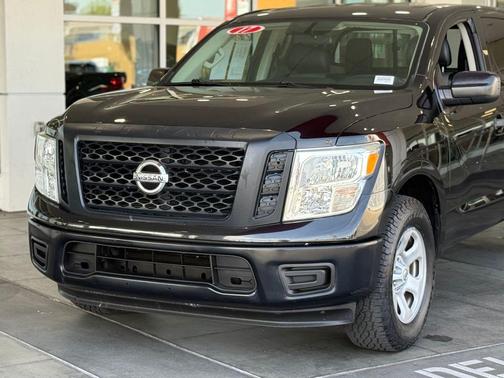 2017 Nissan Titan S