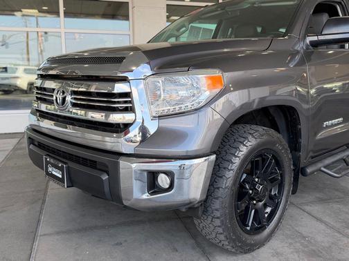 Magnetic Gray Metallic 2017 Toyota Tundra SR5