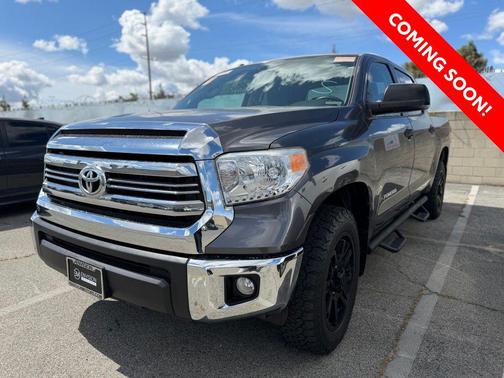 Magnetic Gray Metallic 2017 Toyota Tundra SR5