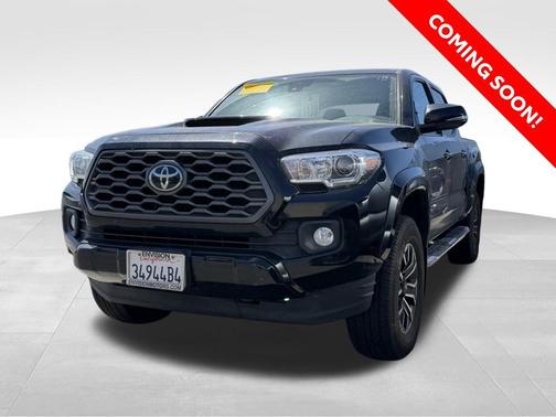 Midnight Black Metallic 2021 Toyota Tacoma TRD Sport