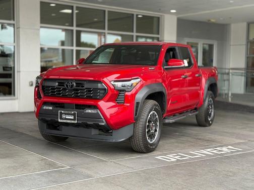 2025 Toyota Tacoma TRD Off Road