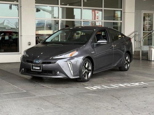 2022 Toyota Prius Limited