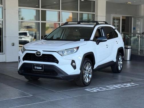 2019 Toyota RAV4 XLE Premium