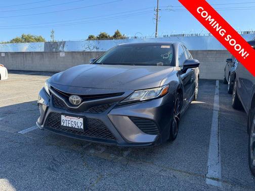 Predawn Gray Mica 2018 Toyota Camry SE