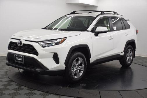 2025 Toyota RAV4 Hybrid LE