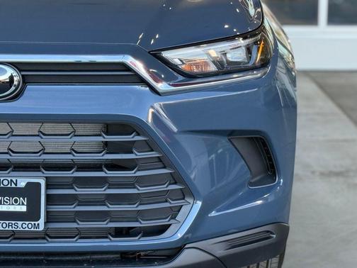 2026 Toyota Highlander LE