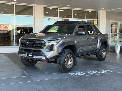 2025 Toyota Tacoma Hybrid Trailhunter