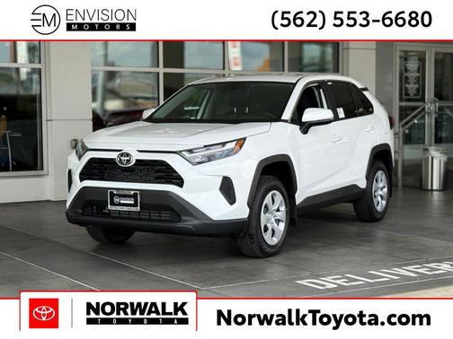 2025 Toyota RAV4 LE