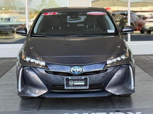 2021 Toyota Prius Prime LE