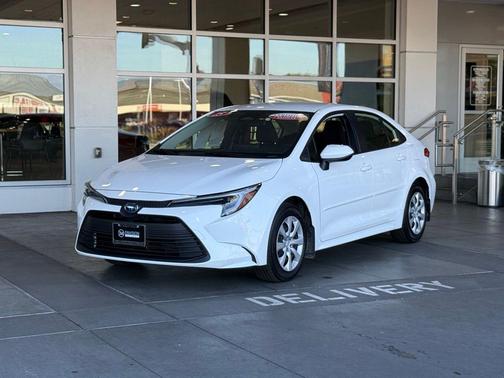 2025 Toyota Corolla Hybrid LE