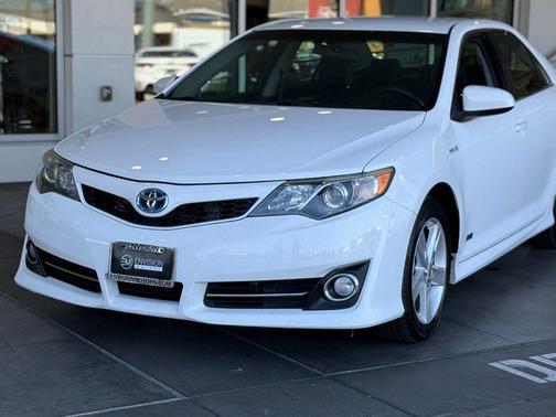 2014 Toyota Camry Hybrid SE Limited Edition