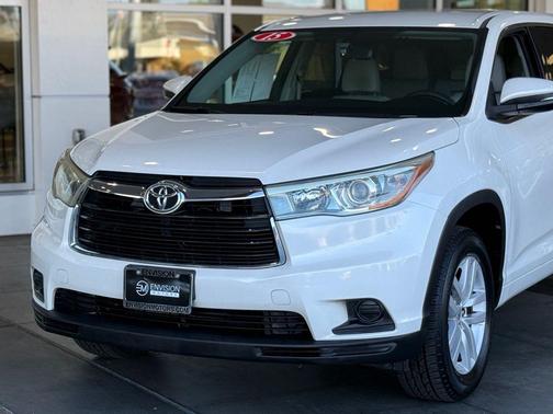2015 Toyota Highlander LE