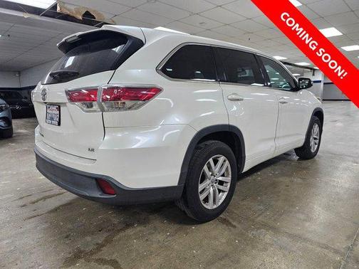2015 Toyota Highlander LE