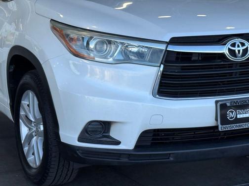 2015 Toyota Highlander LE