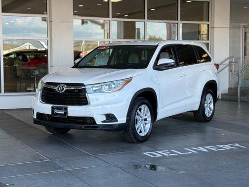 2015 Toyota Highlander LE