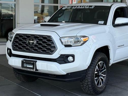 2020 Toyota Tacoma TRD Sport