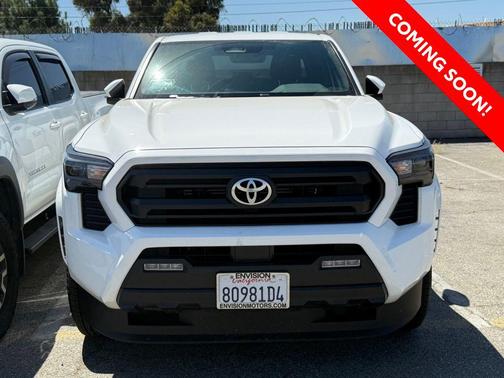 2025 Toyota Tacoma SR5
