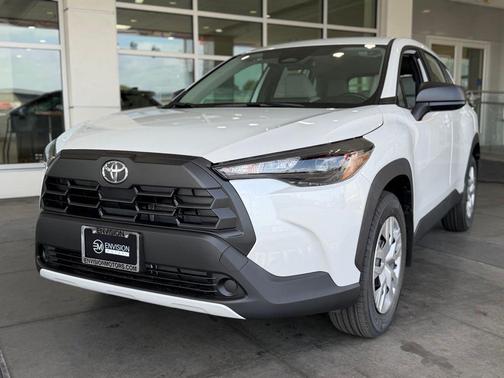 Wind Chill Pearl 2026 Toyota Corolla Cross L