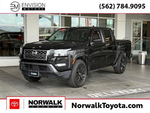2023 Nissan Frontier SV