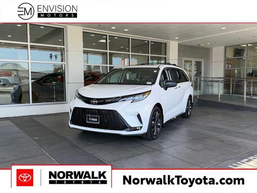Ice Cap 2026 Toyota Sienna XSE 7 Passenger