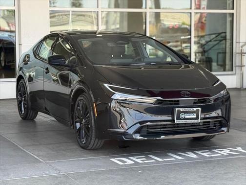 2025 Toyota Prius L