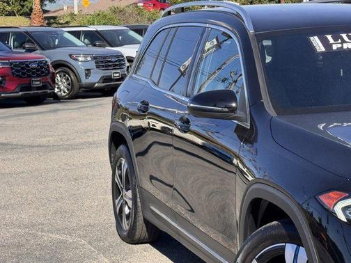 2023 Mercedes-Benz EQB 300 4MATIC