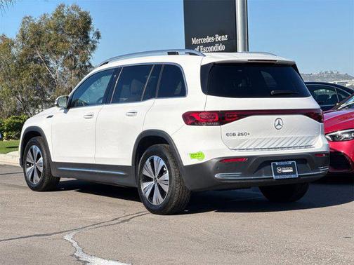 2023 Mercedes-Benz EQB 250 Base