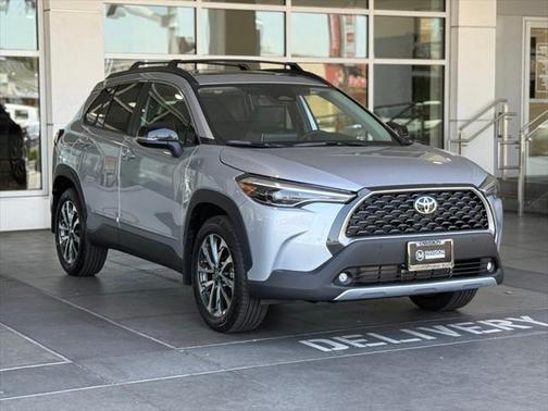 2025 Toyota Corolla Cross XLE