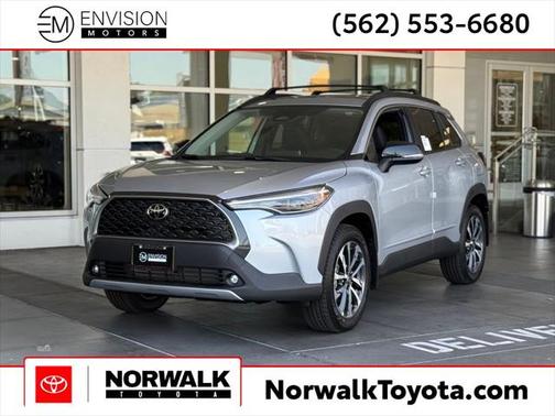 2025 Toyota Corolla Cross XLE