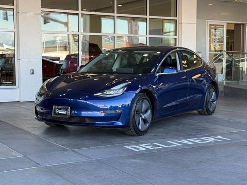 2019 Tesla Model 3 Standard Range Plus